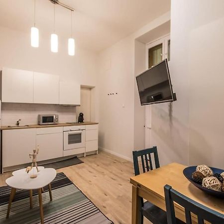 A+ Budapest Central Dob Street Διαμέρισμα Εξωτερικό φωτογραφία